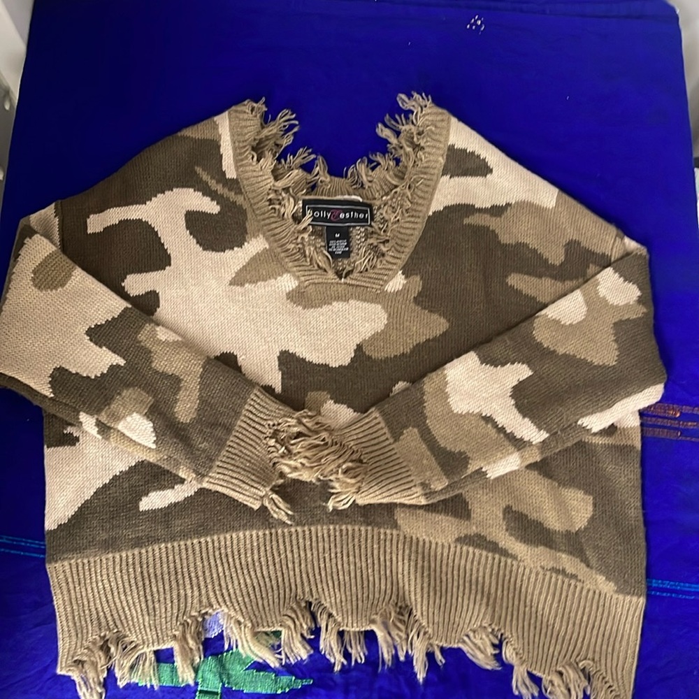 Camouflage Cropped “Polly & Esther” Knit Sweater